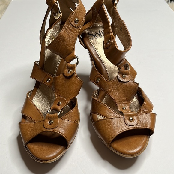 Sofft brand brown leather upper strappy heeled sandals US size 8W - Picture 2 of 12